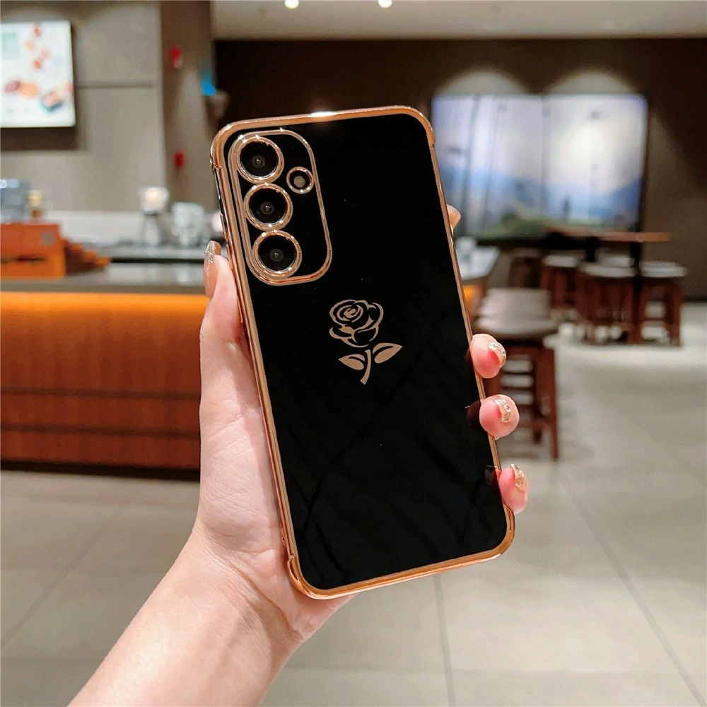 Kryt na Samsung Galaxy S25 Ruže čierny