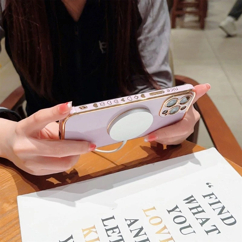 Kryt na iPhone 15 Pro Srdiečko s podporou MagSafe svetlo fialový