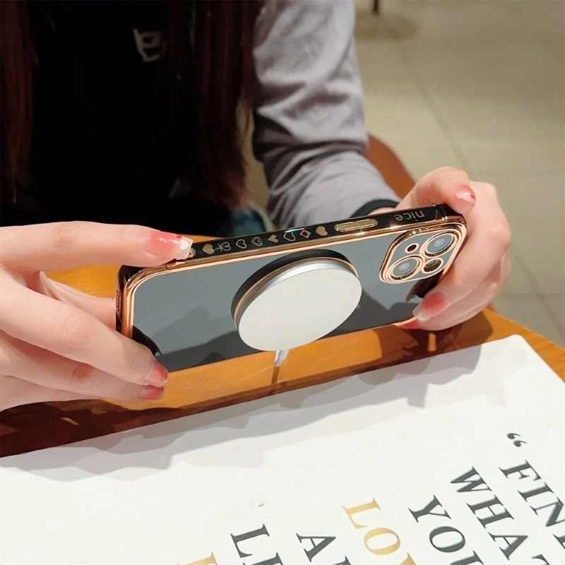 Kryt na iPhone 14 Srdiečko s podporou MagSafe čierny