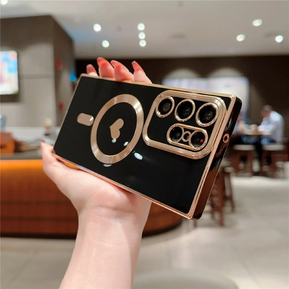 Kryt na Samsung Galaxy S22 Ultra Srdiečko s podporou MagSafe čierny