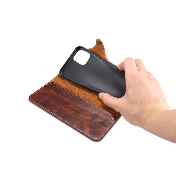 Púzdro na iPhone 13 Kožené hnedé
