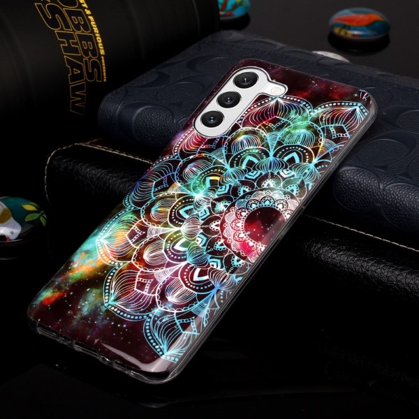 Kryt na Samsung Galaxy S23 plus svietiaci Ornament