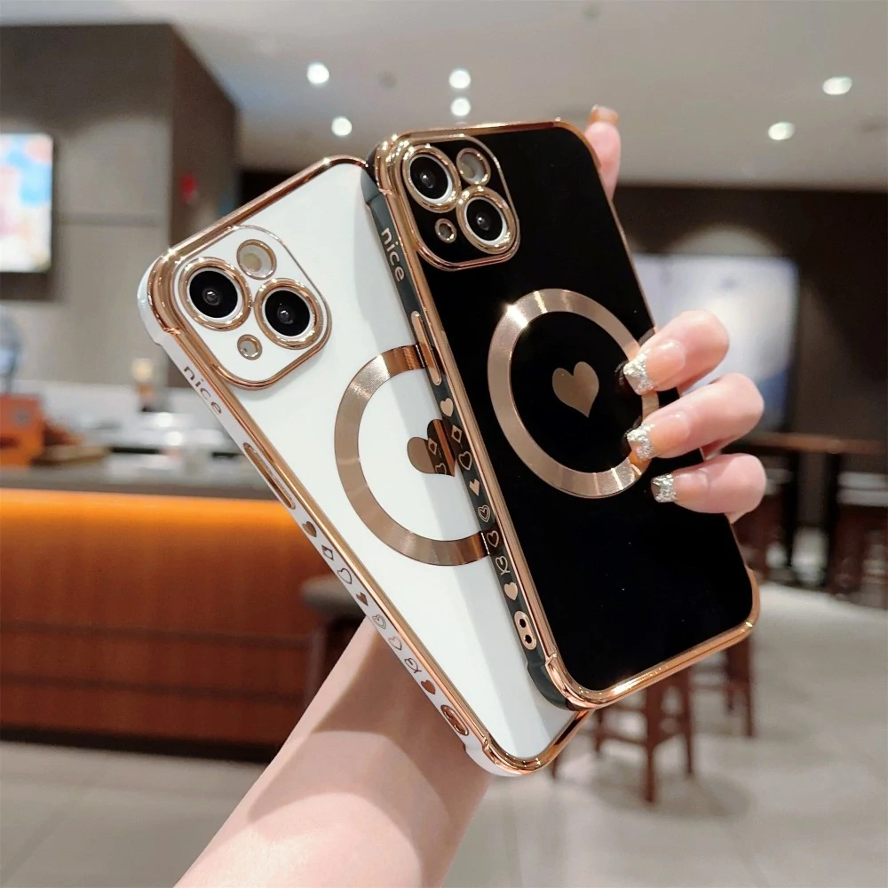 Kryt na iPhone 15 Srdiečko s podporou MagSafe biely