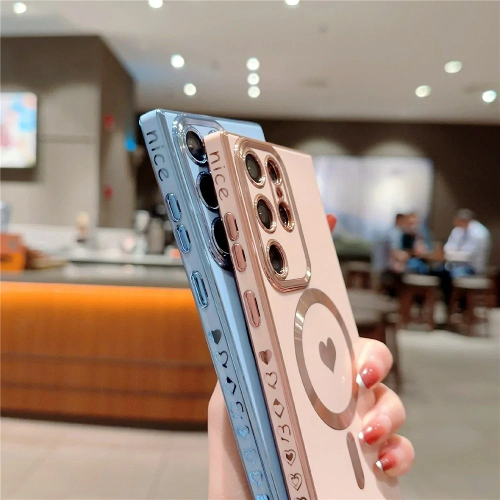 Kryt na Samsung Galaxy S22 Ultra Srdiečko s podporou MagSafe čierny