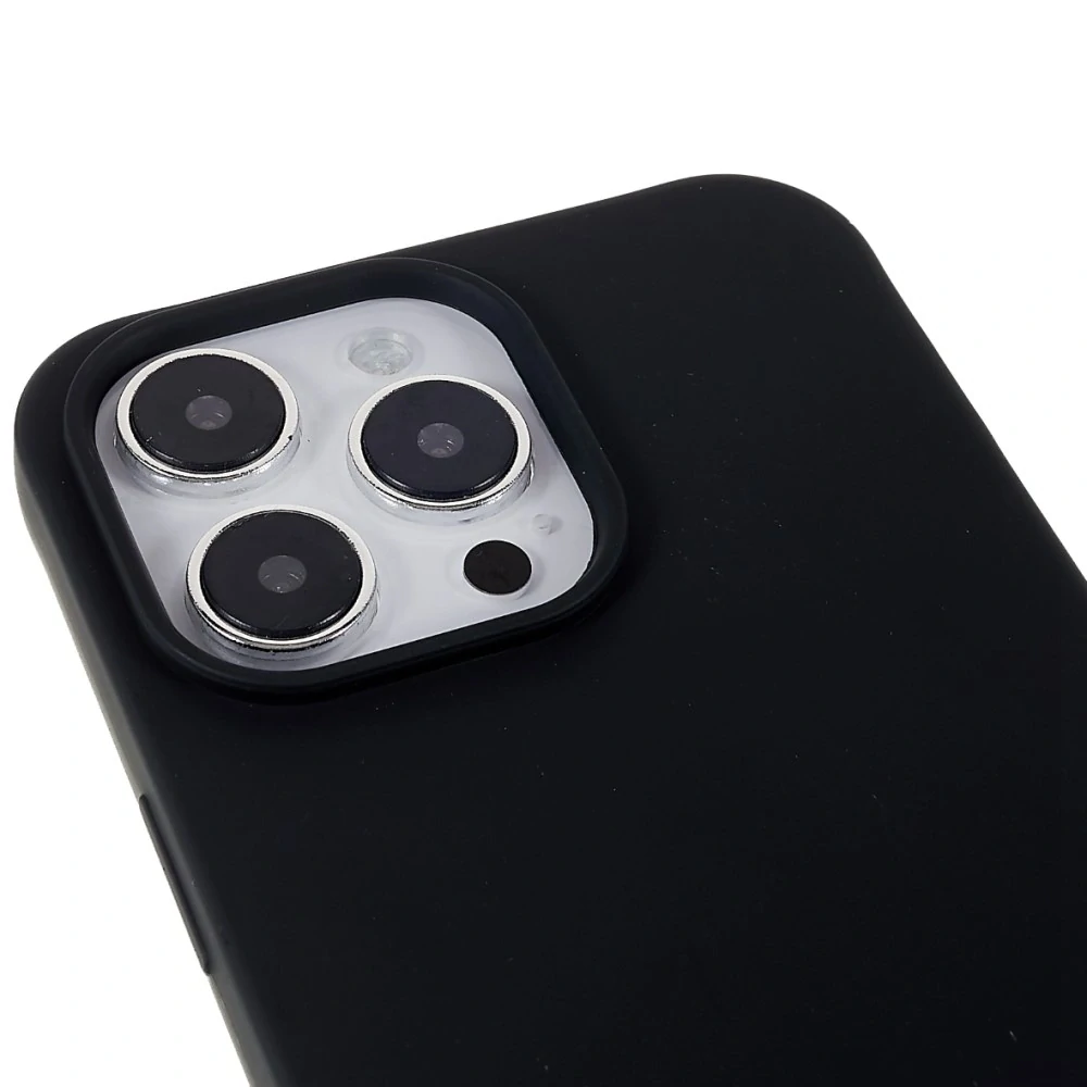 Kryt na iPhone 15 Pro Max gumový so šnúrkou na krk čierny