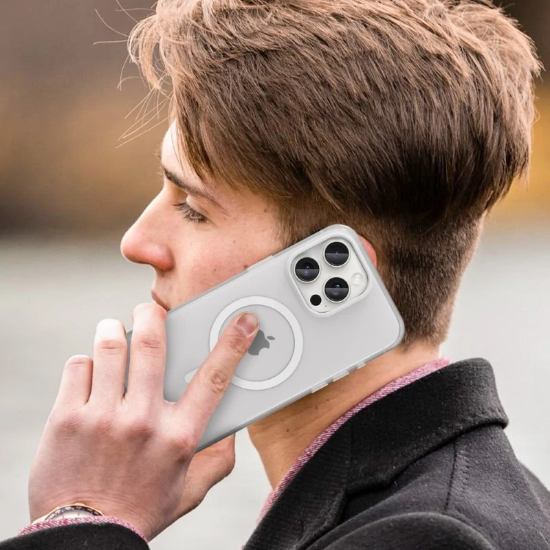 Kryt na iPhone 15 Pro gumový Candy (podpora MagSafe) biely