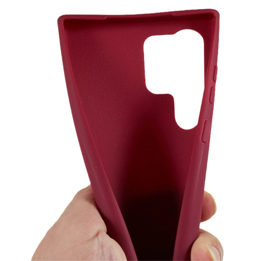 Kryt na Samsung Galaxy S25 Ultra gumový so šnúrkou na krk vínový