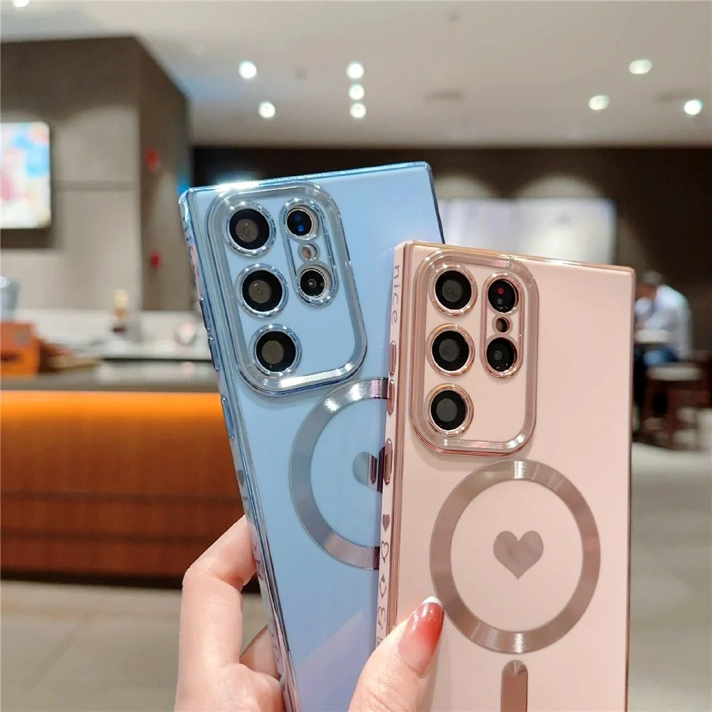 Kryt na Samsung Galaxy S22 Ultra Srdiečko s podporou MagSafe čierny